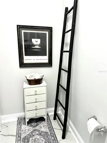 large water closet in Prim.ary ensuite bathroom