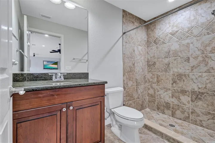 Full bathroom upstairs off the Bonus room
