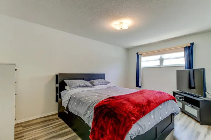 Photo prior to renting.
