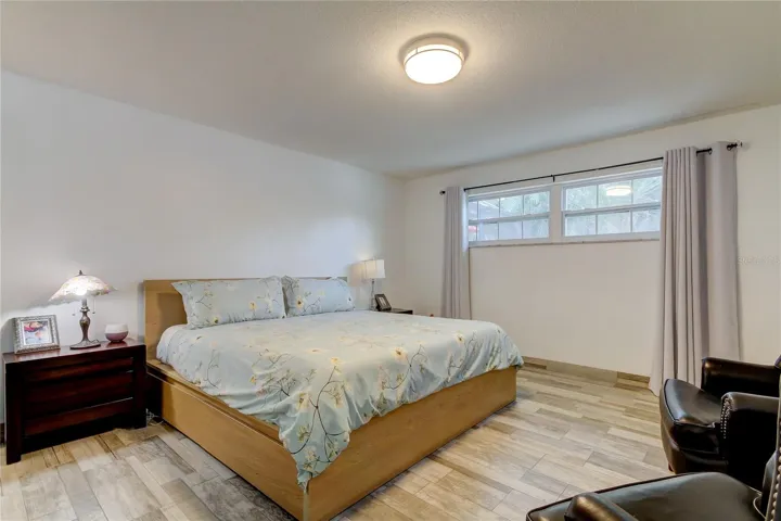 Photo prior to renting.