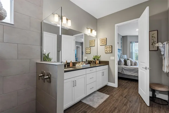 Primary bath