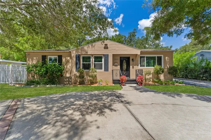 Beautifully Updated South Tampa Home - Centrally Located