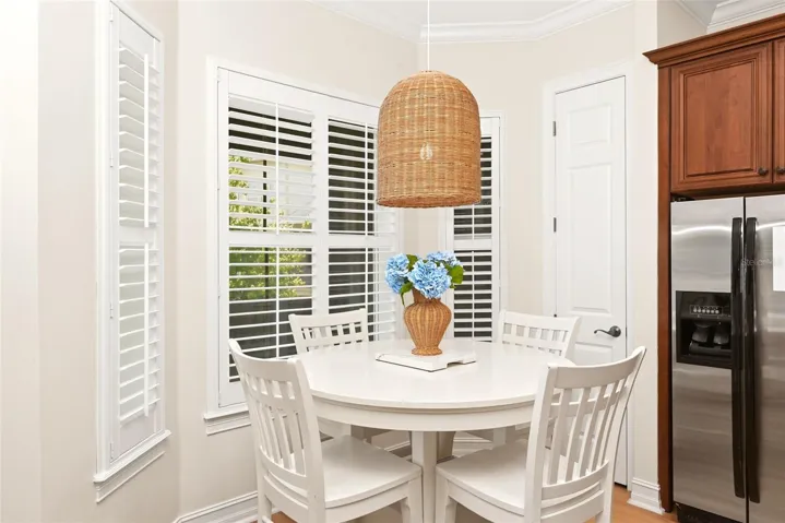 Bkfast Nook in kitchen