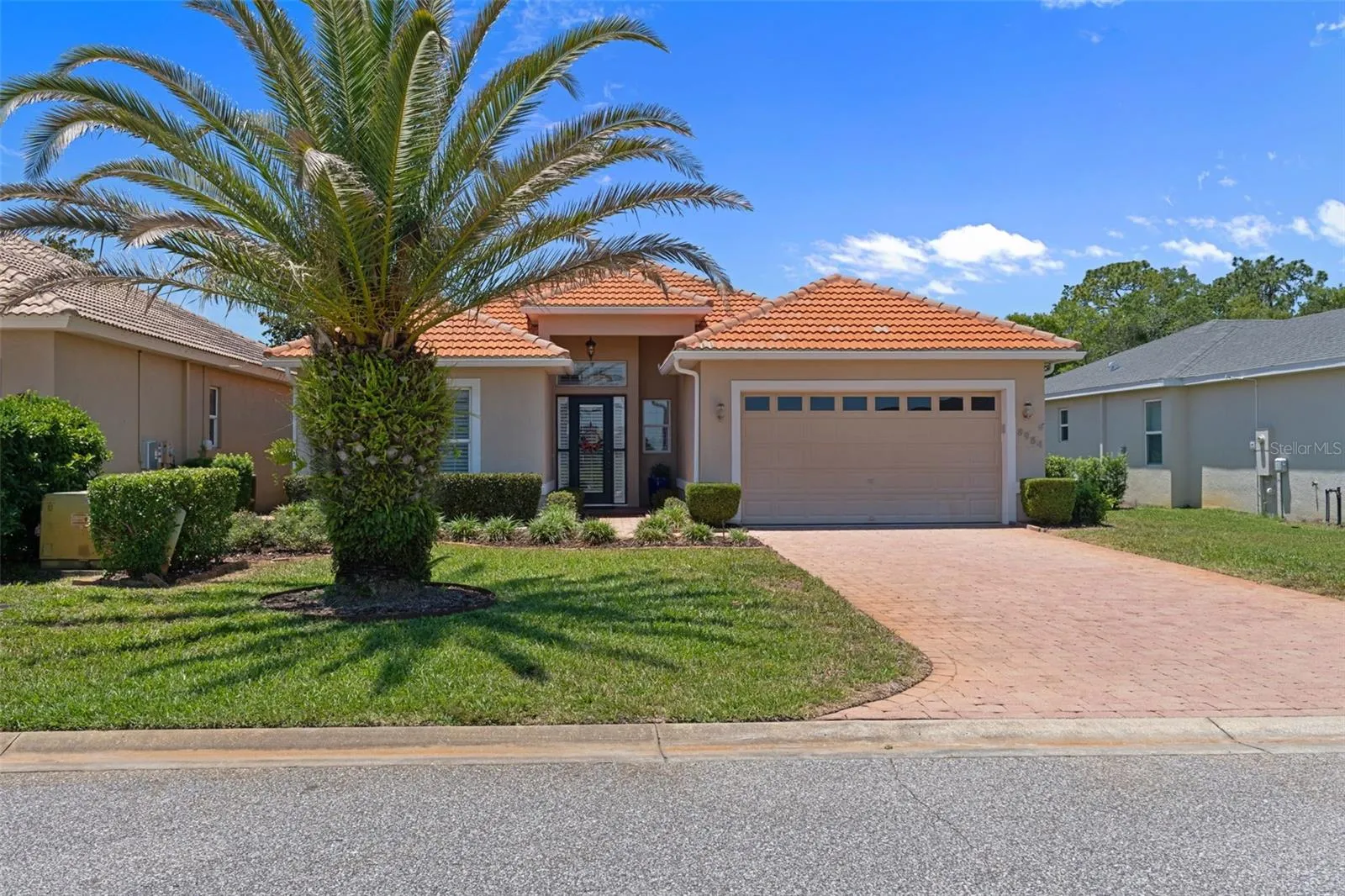 PAVER DRIVEWAY