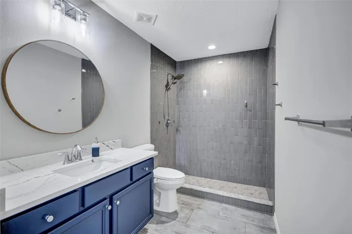 Bathroom 3 with Pool Access