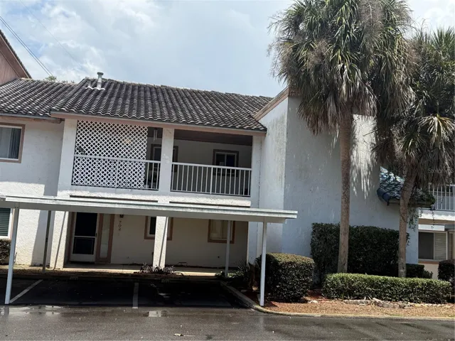 BUILDING 700  FRONT