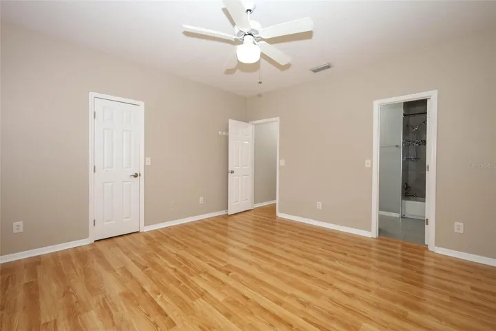 Bedroom 5 with En suite