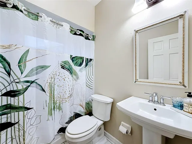 Space Saving laundry area