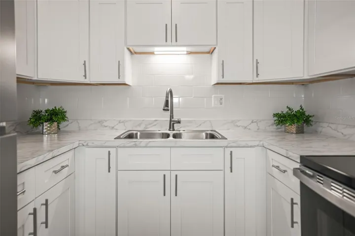 plenty of cabinets
