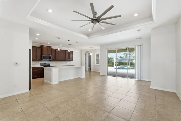 Kitchen/Living Room
