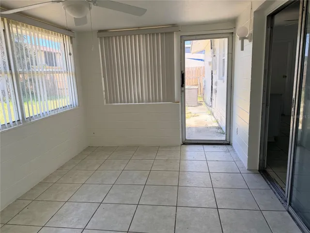 enclosed Florida room