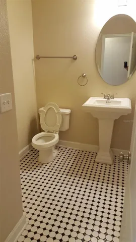 1170