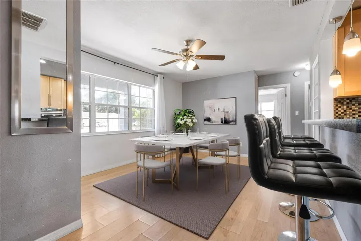 Virtually Staged - Dinning Room
