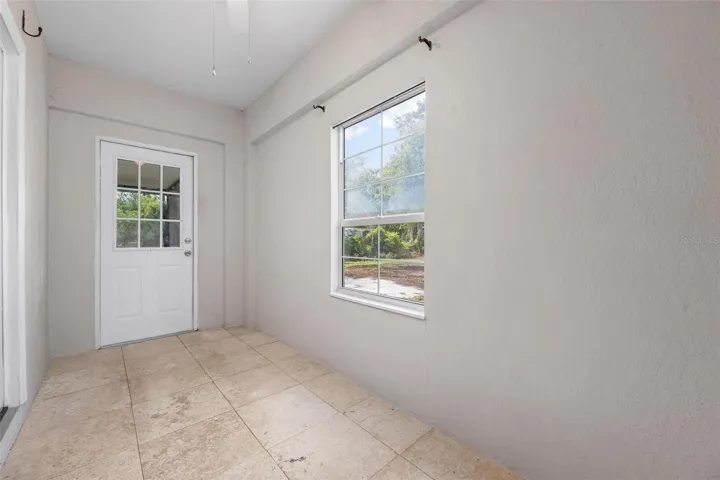 Office/Bonus Room