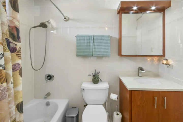 Guestroom jack and Jill bathroom