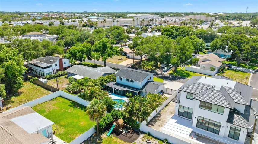 Right near shopping, dining and entertainment