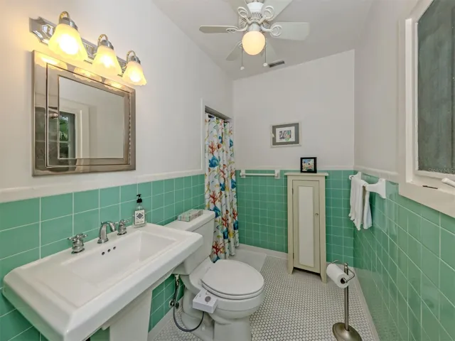 Bathroom 2