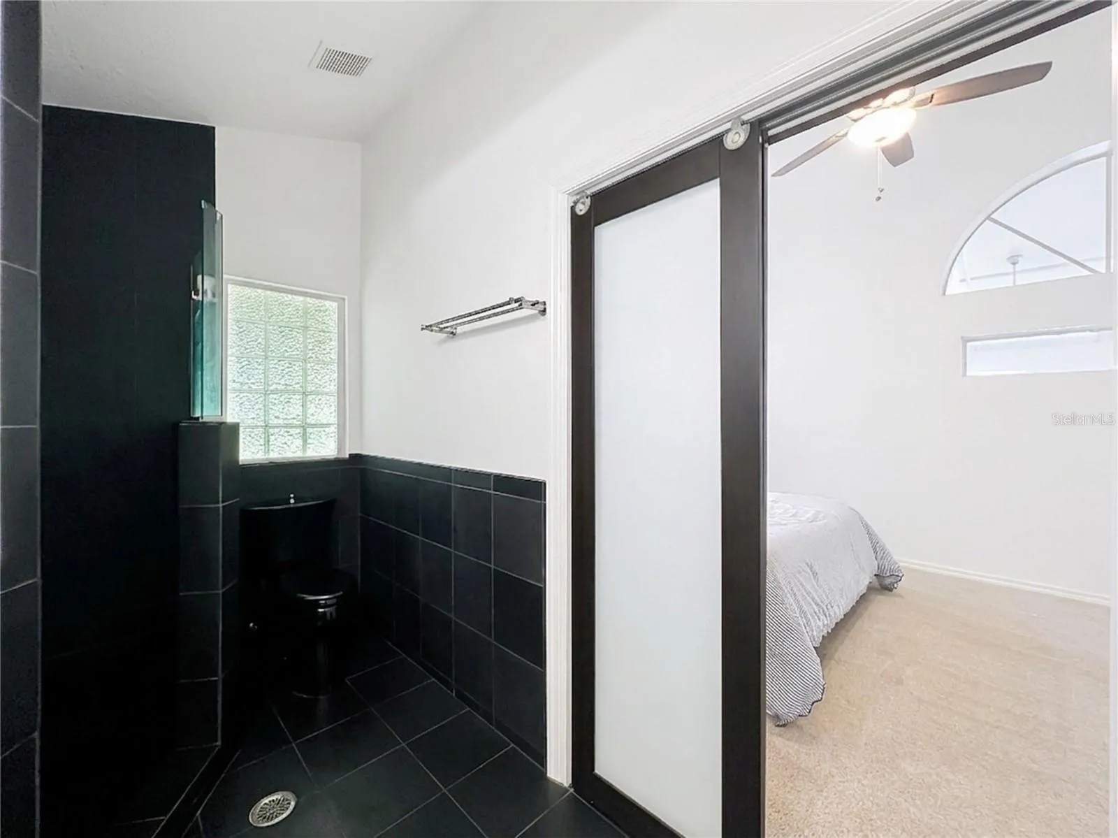 En-suite bathroom