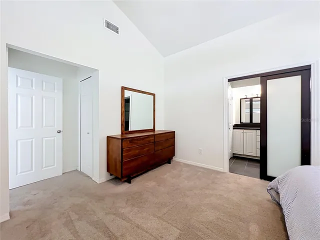 Primary Bedroom with En-suite bathroom