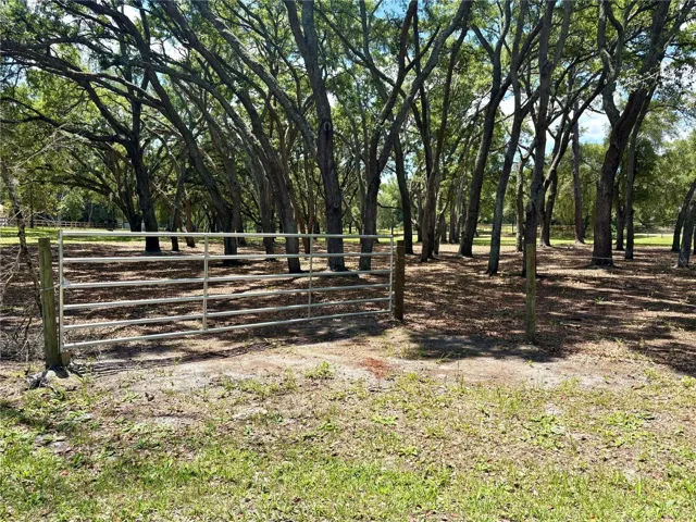 Gated entryway
