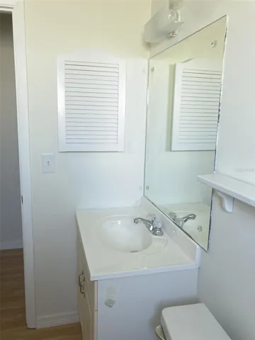 Second bathroom.
