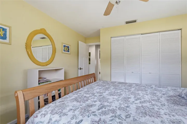 2nd bedroom closet