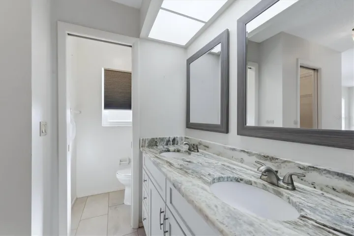 Primary bath with private toilet