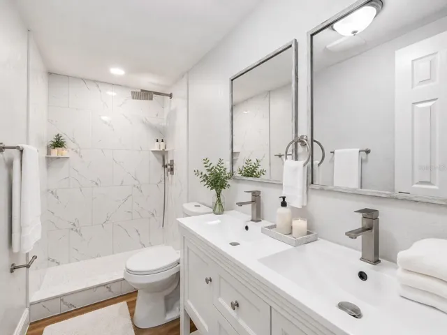 owners bathroom