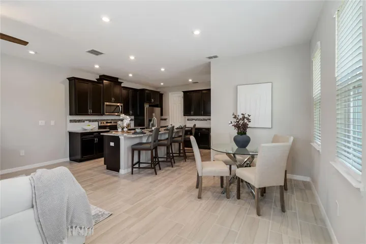 Kitchen/Dining