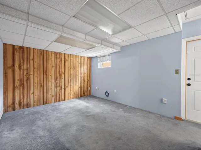 Bonus room/ converted garage