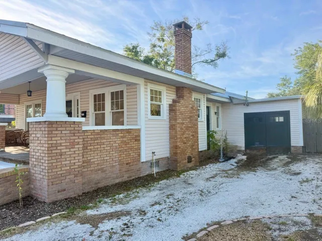 Single car garage