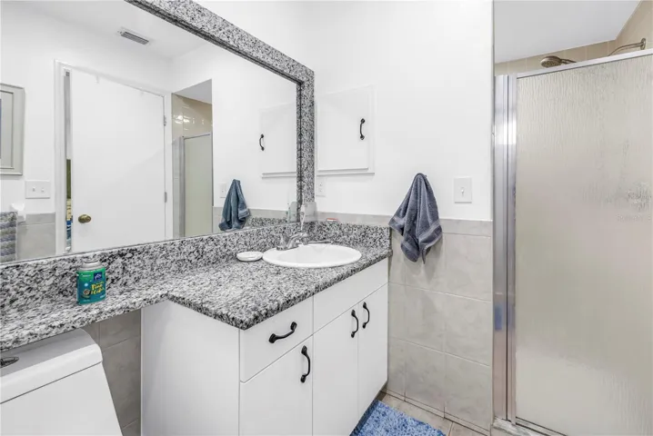 2nd bathroom