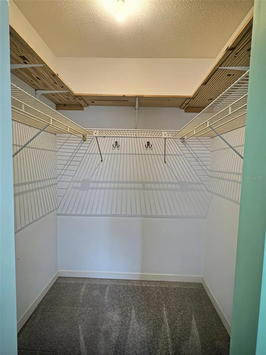 Closet 2