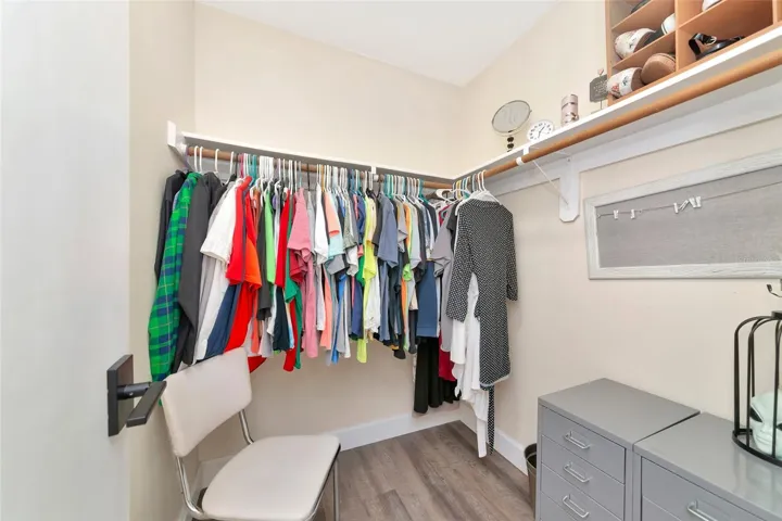 Prime bedroom closet