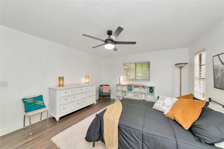 Prime bedroom