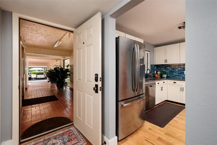 Entrance with immediate access to kitchen and laundry
