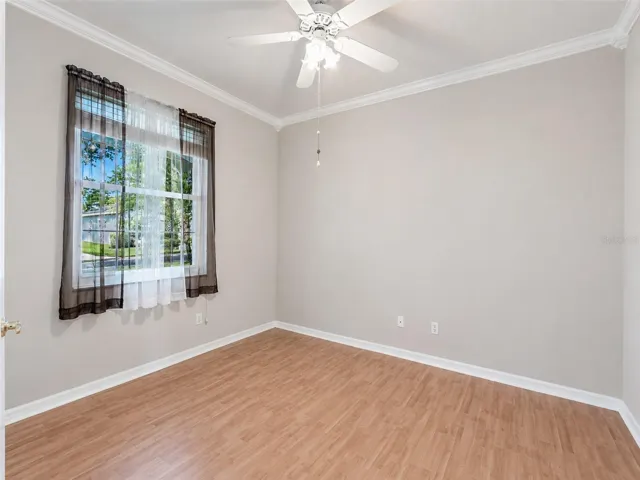 Den/ office/ guestroom