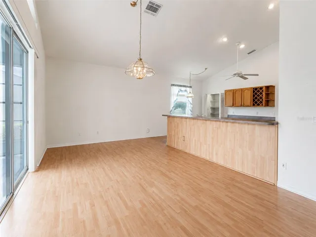 Dining room/kitchen