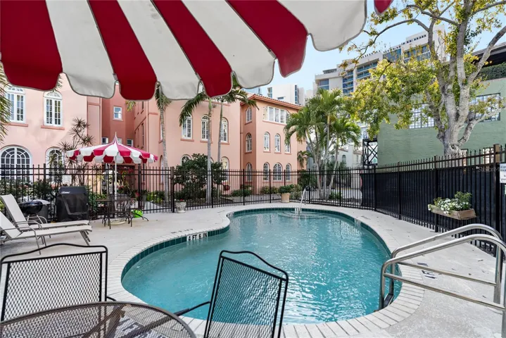 Pool and barbecue area