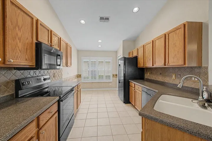 Kitchen to Breakfast Nook