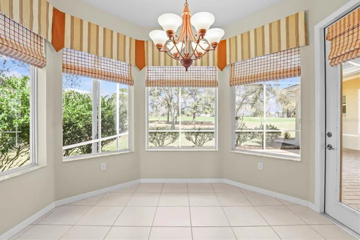 Bay Windows in Breakfast Nook