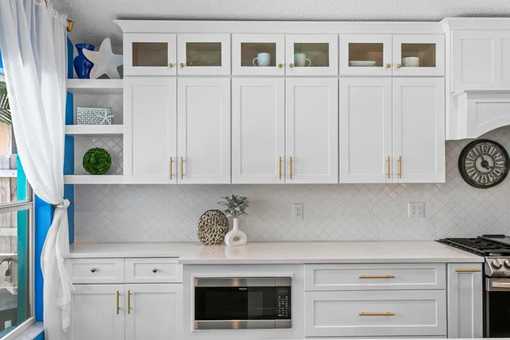 Triple-stack cabinets with glass fronts