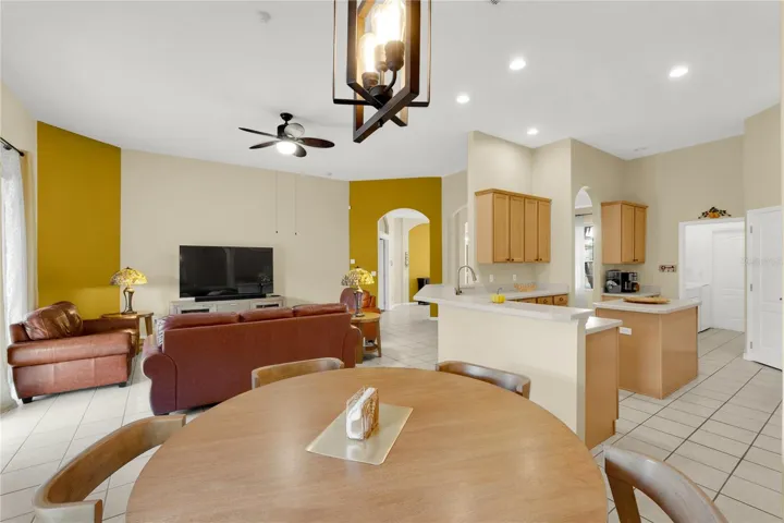 Breakfast Nook open concept design