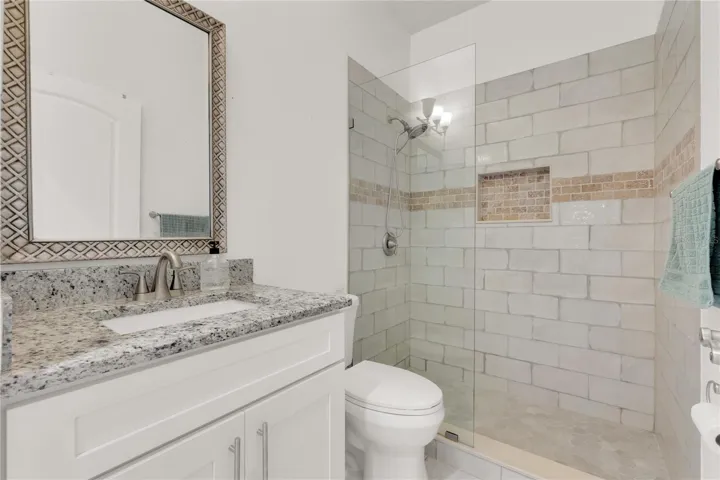 4th Bedroom En-suite Bathroom