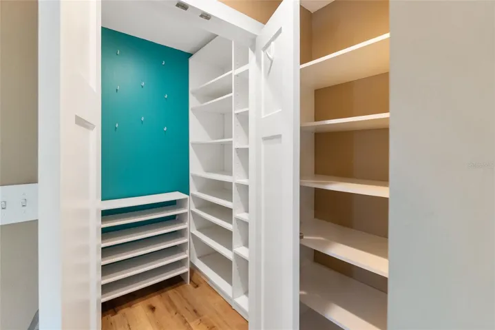 Main Bedroom Closet
