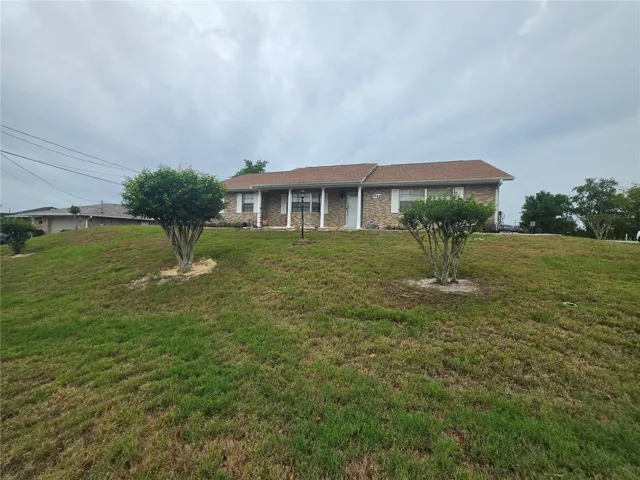 1732 Topaz Terrace