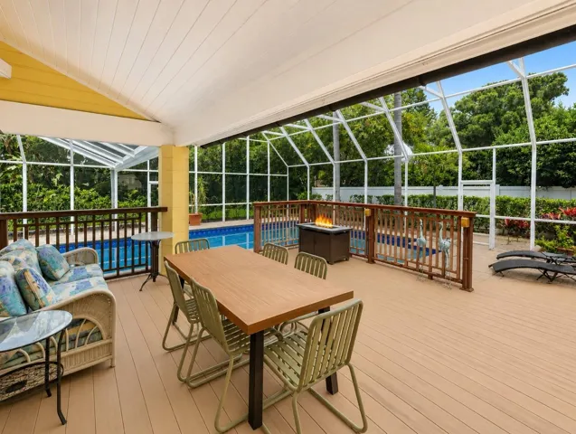 Lanai Eating Area