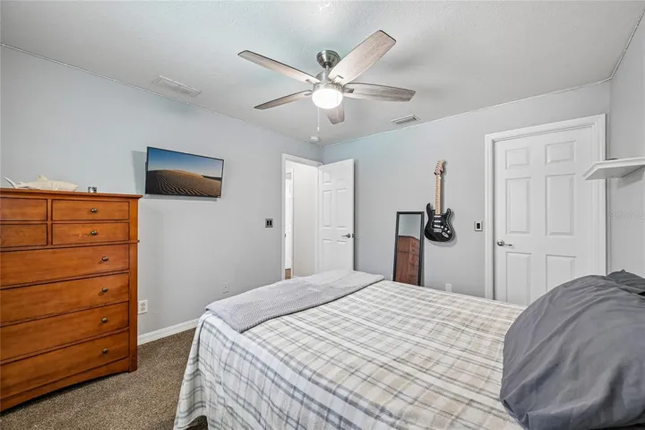 Second bedroom