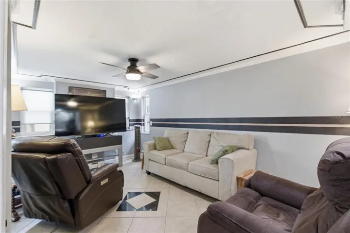 Bonus room