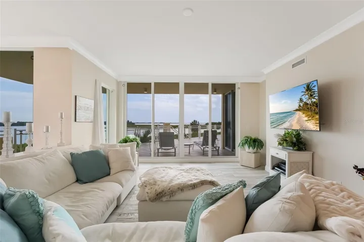 This is your magnificent view from the living room overlooking the balcony and the water